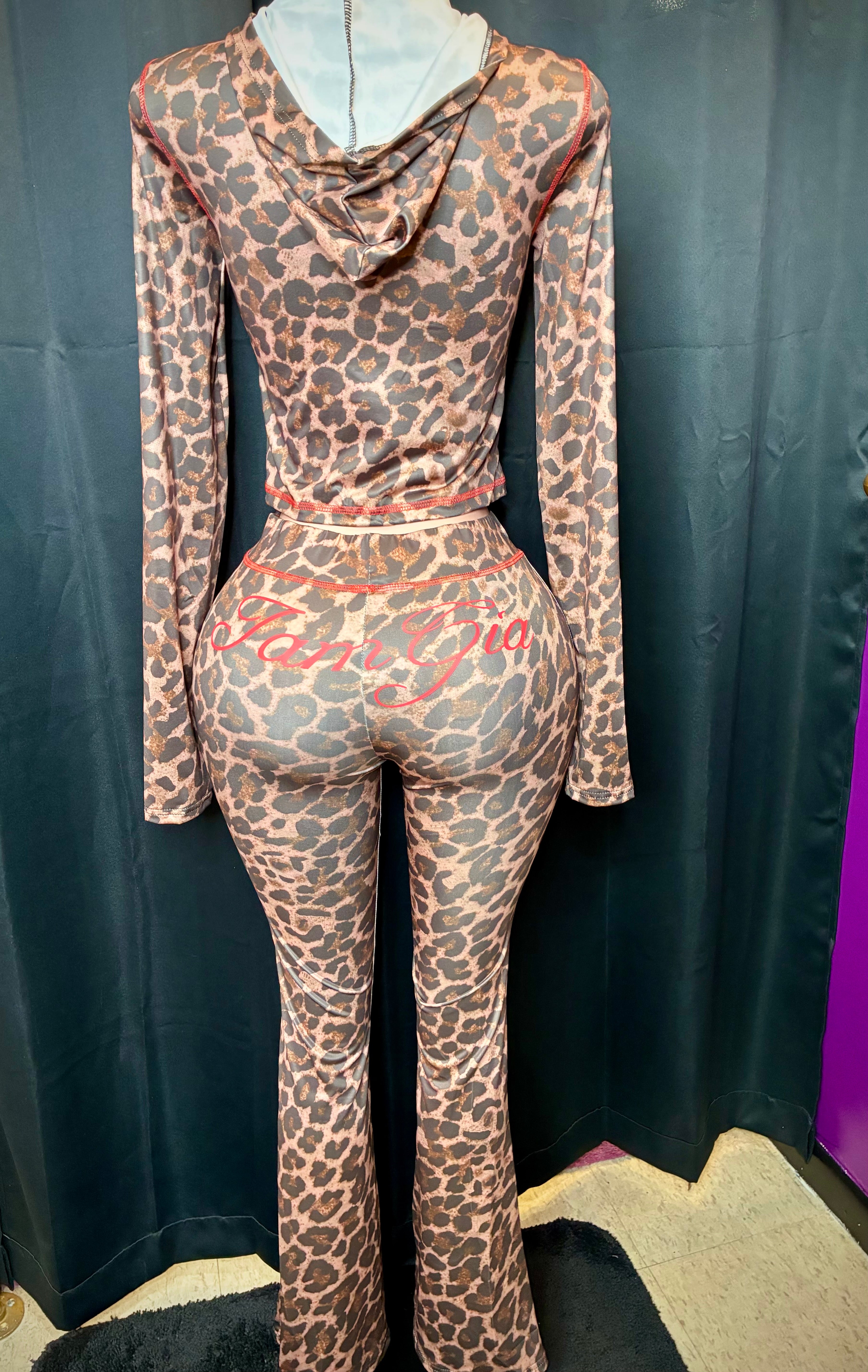 “Gia Gang” leopard/red two piece set