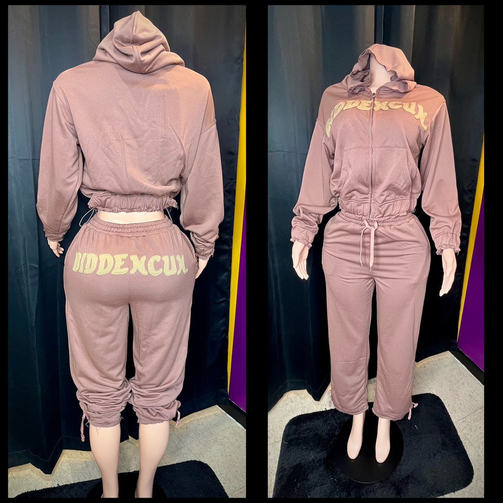 “Two-in-1” sweatsuit brown/dark brown