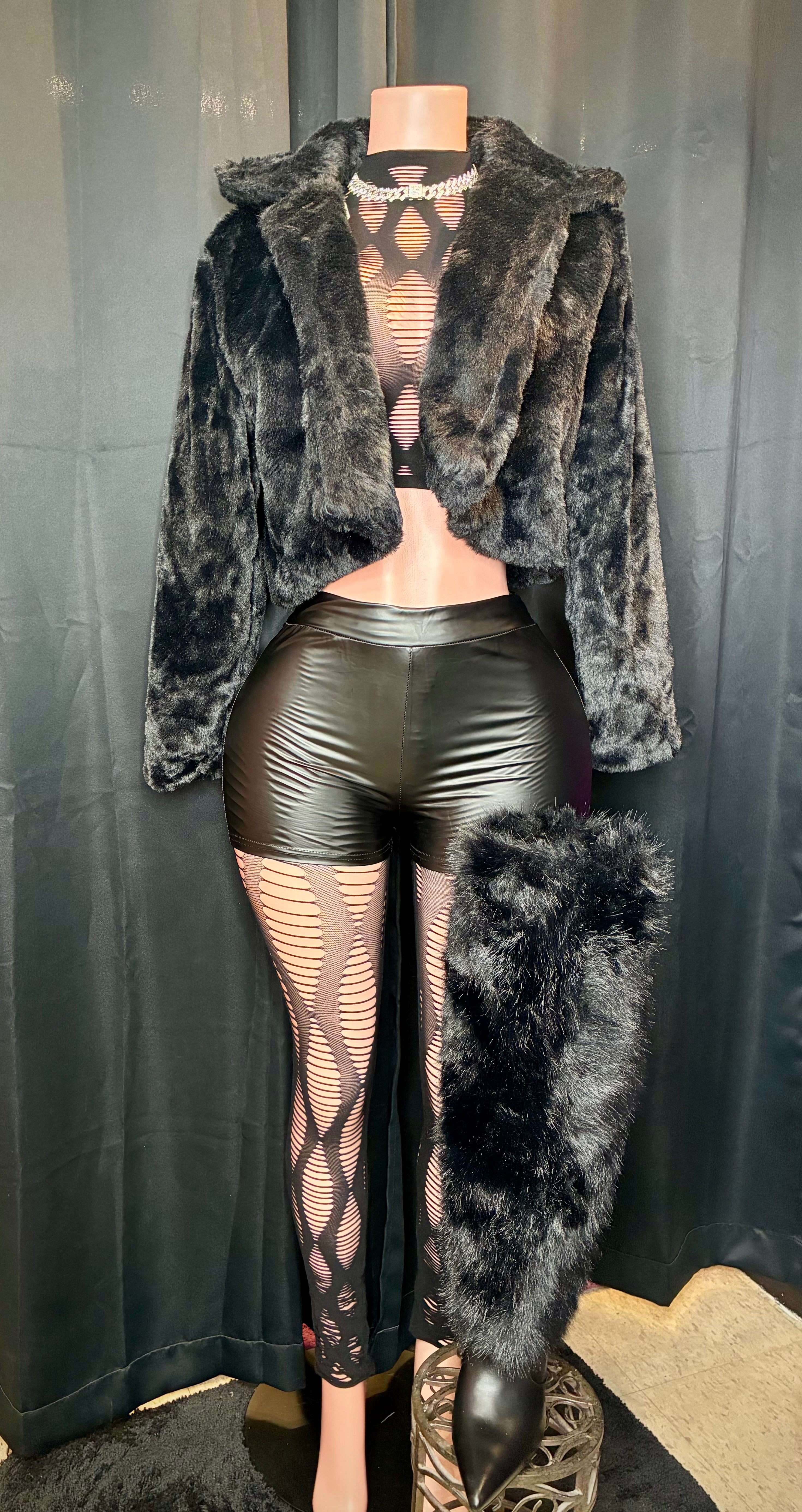 “If U Want It” 2 piece set one size (Xs-xl)