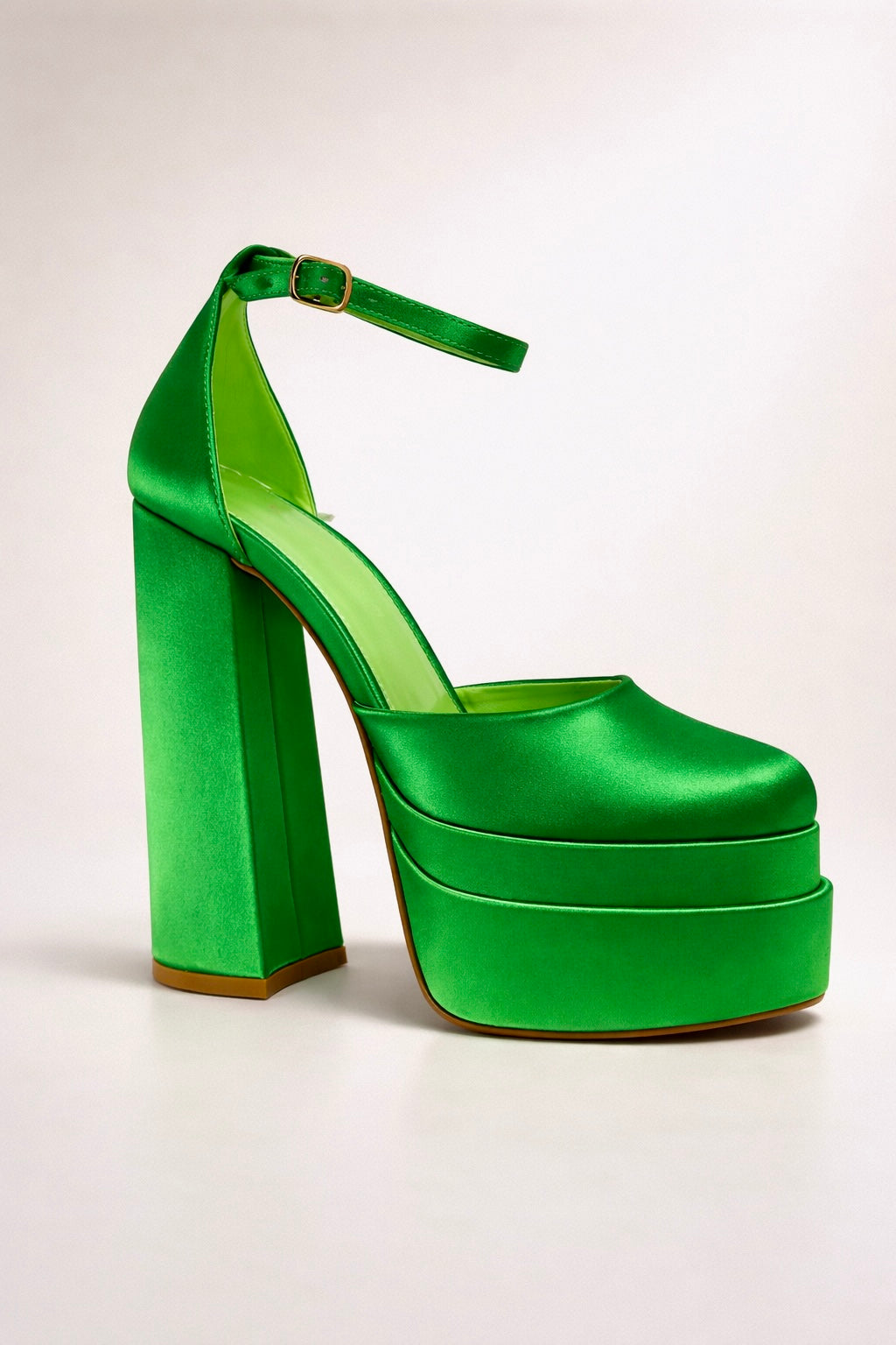“Emerald Energy” Platform Heels- green
