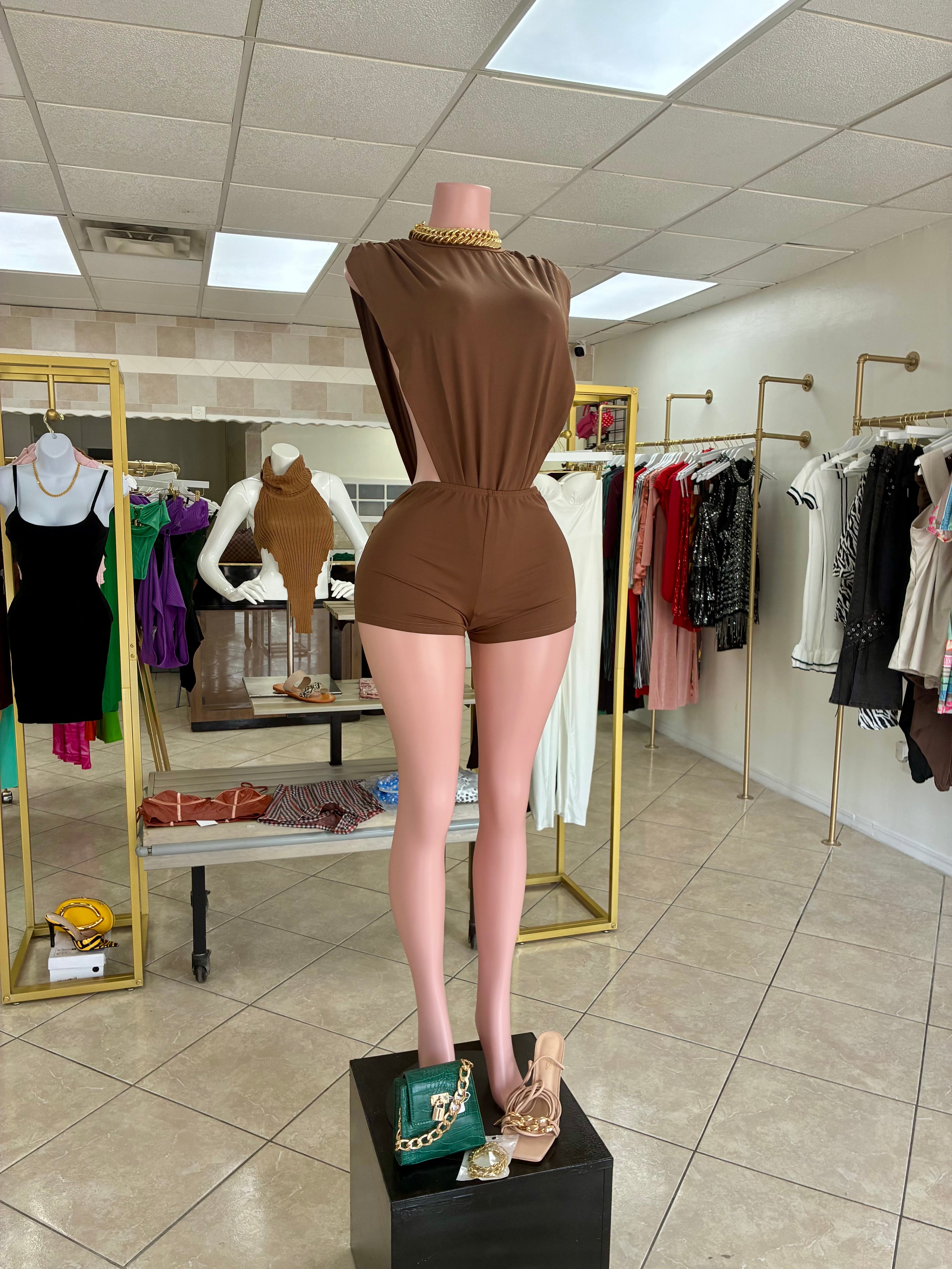 “CONTOUR CRUSH SET – MOCHA” -brown