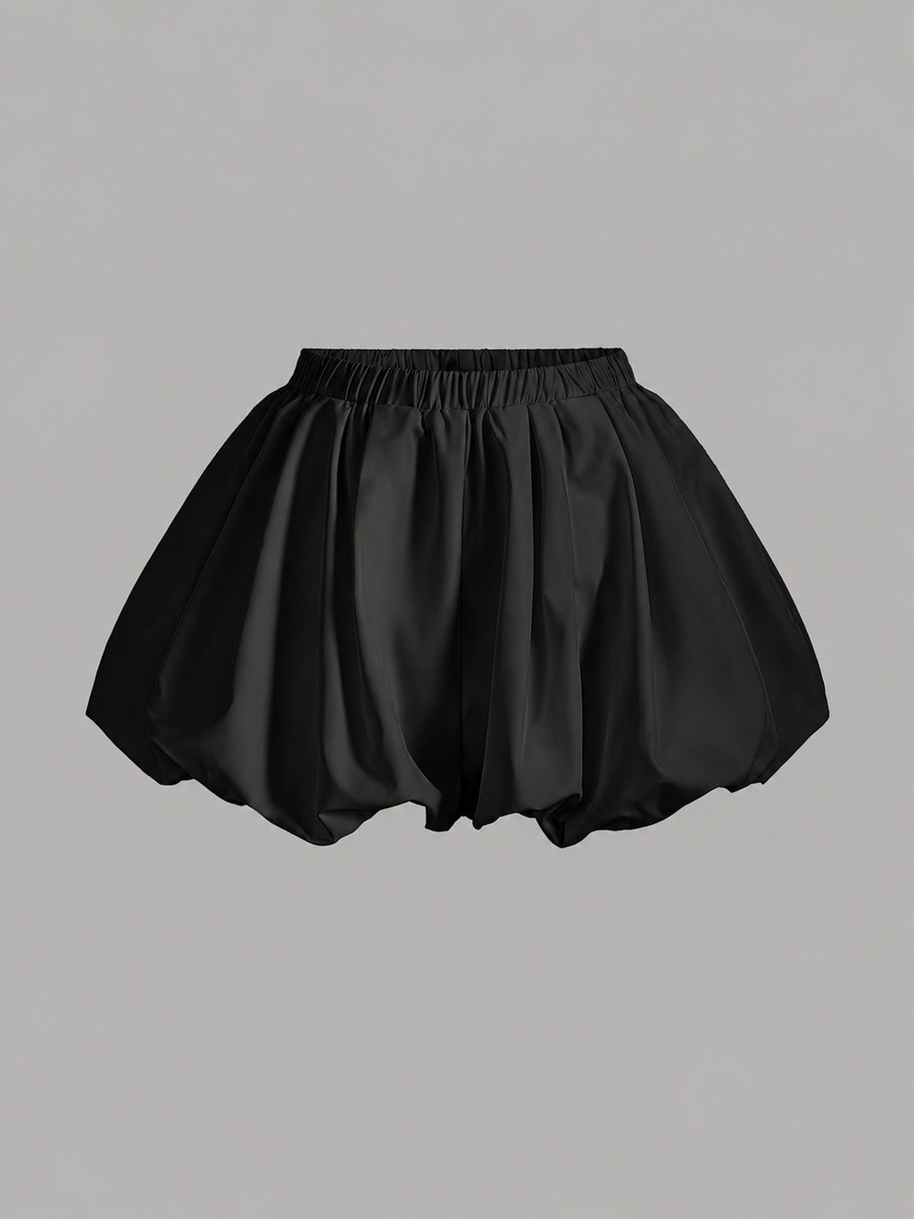 “Noir Volume Bubble SHORTS”