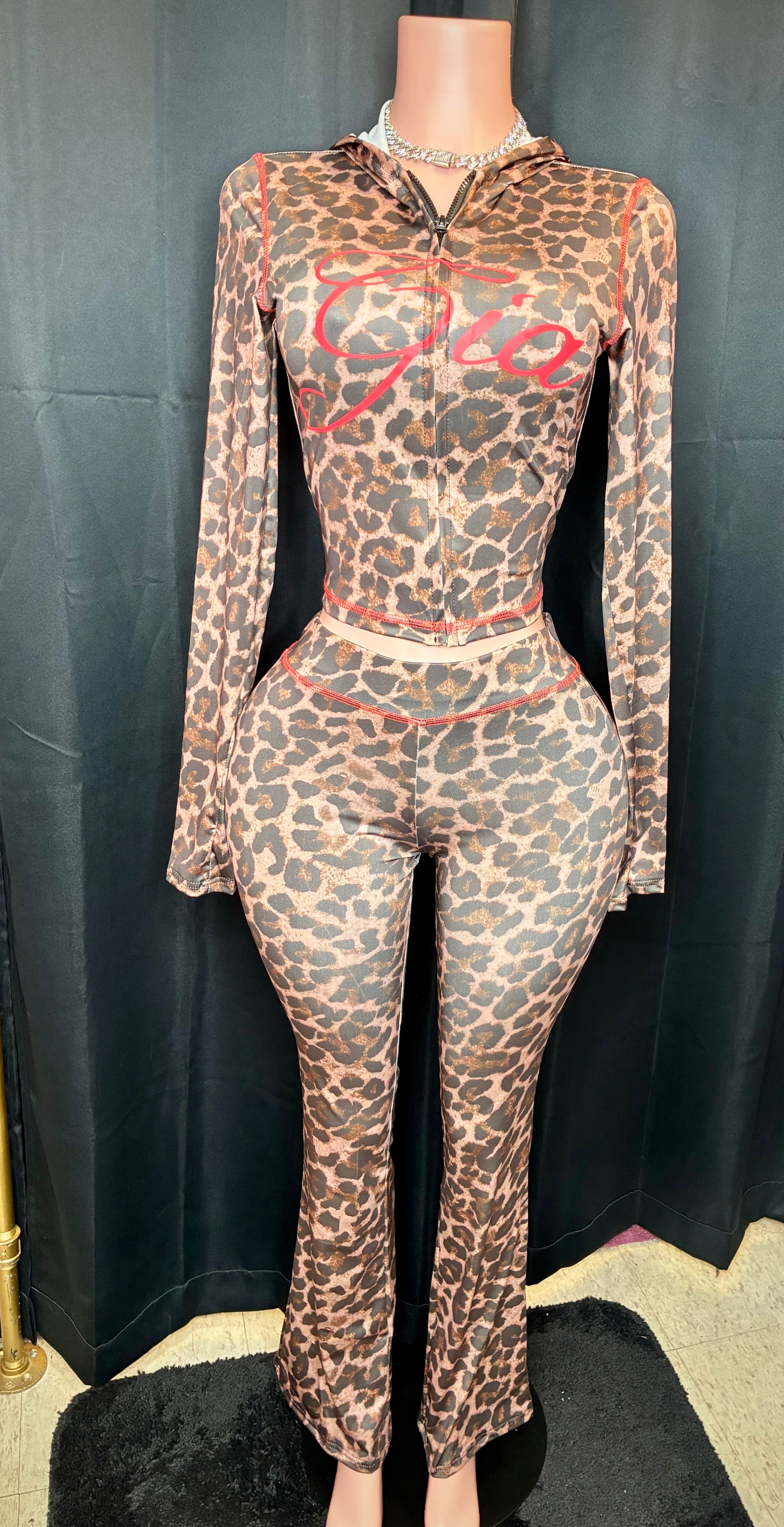 “Gia Gang” leopard/red two piece set