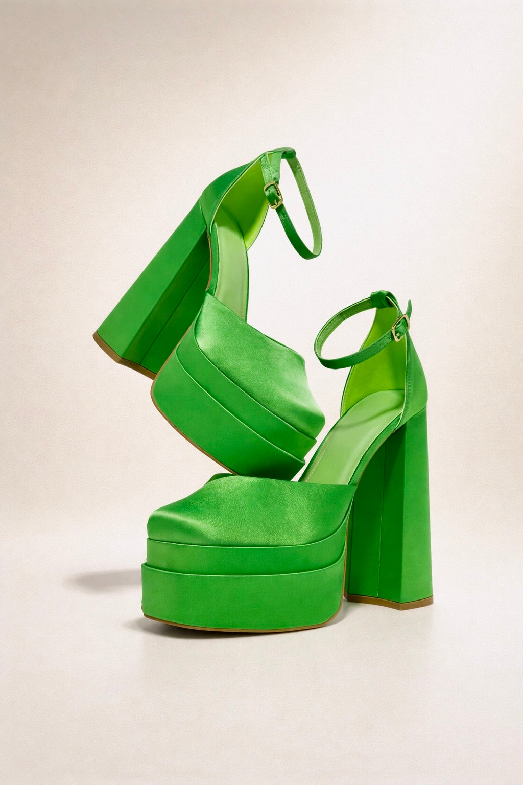 “Emerald Energy” Platform Heels- green