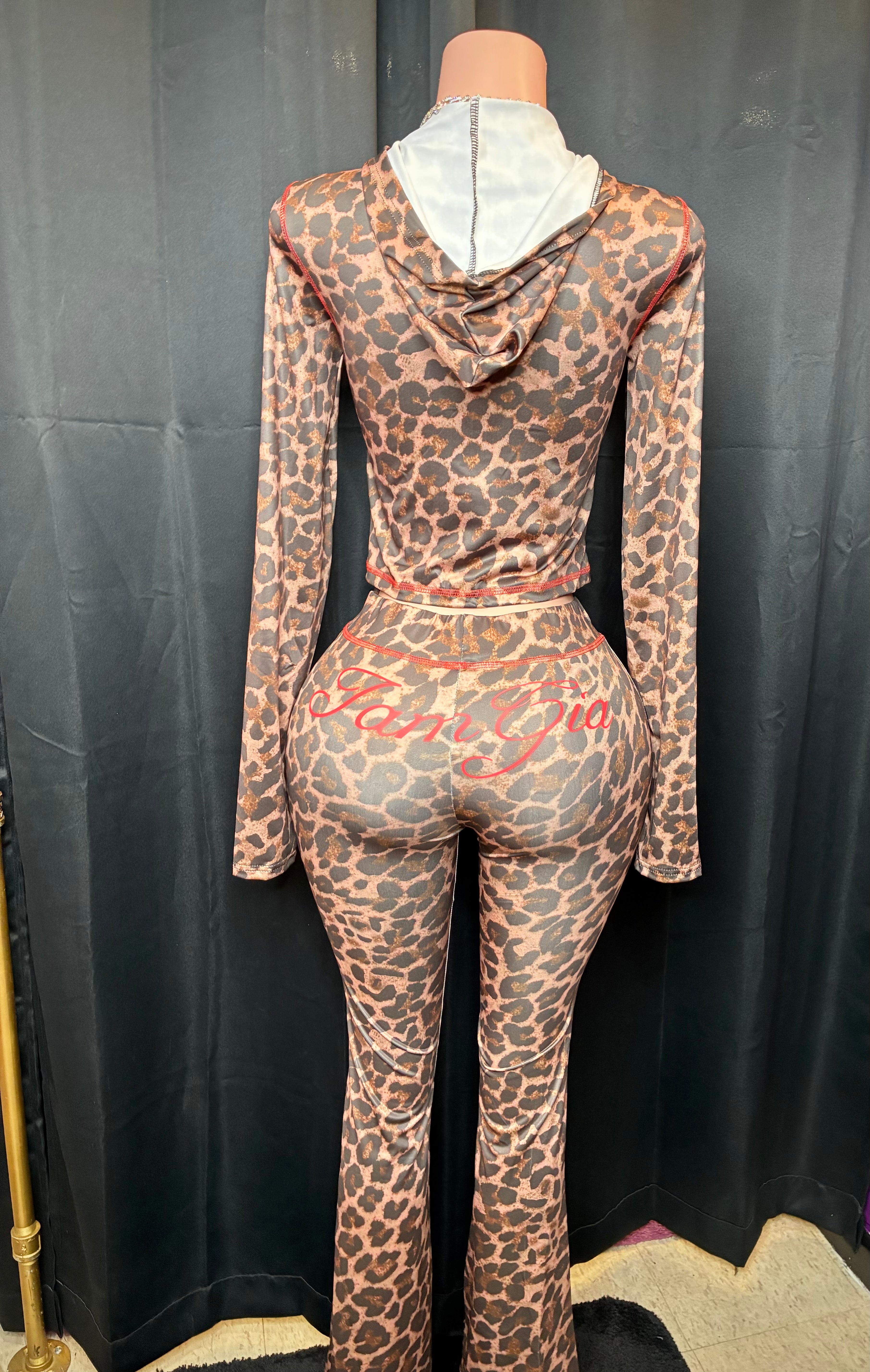“Gia Gang” leopard/red two piece set