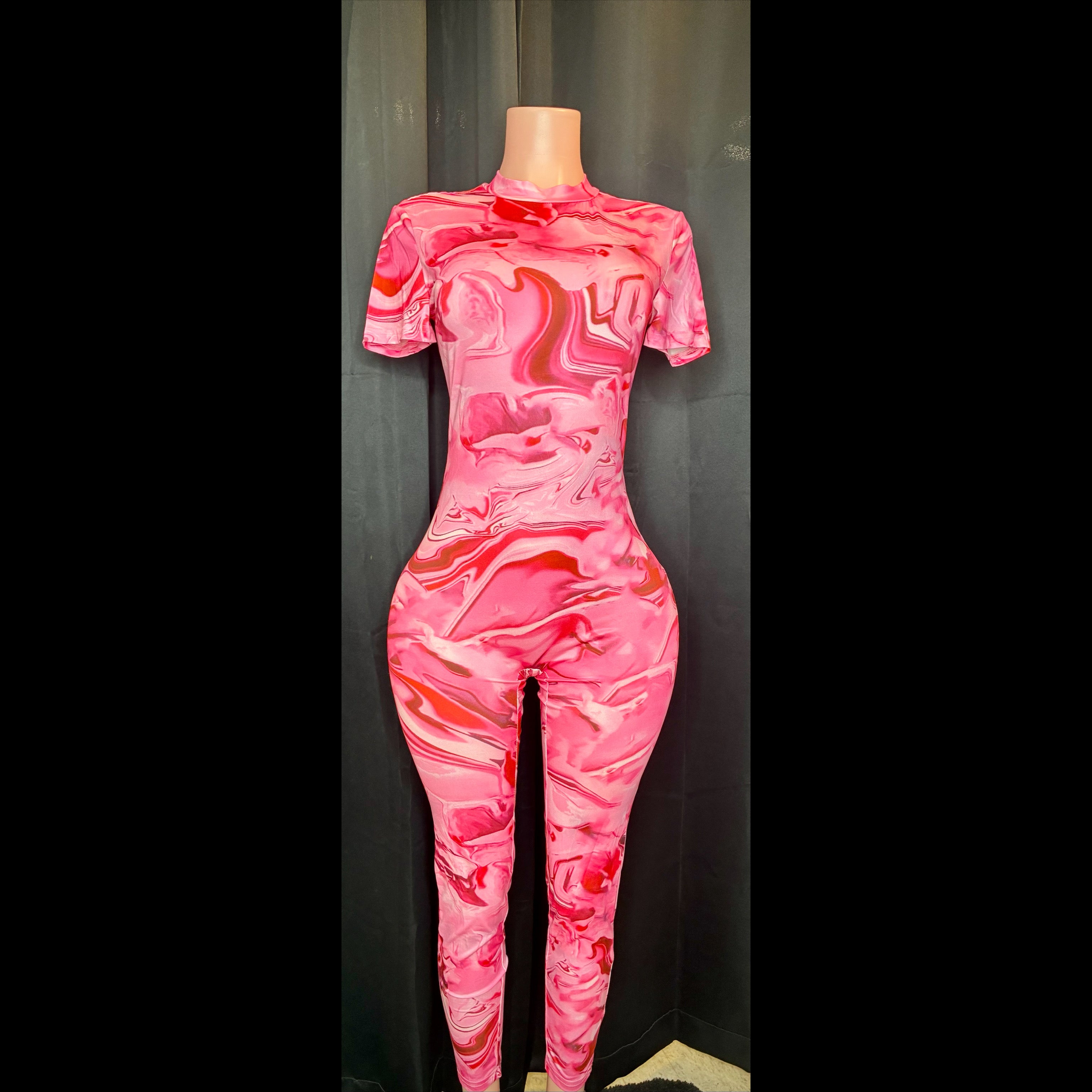 “Strawberries n’ Crème”