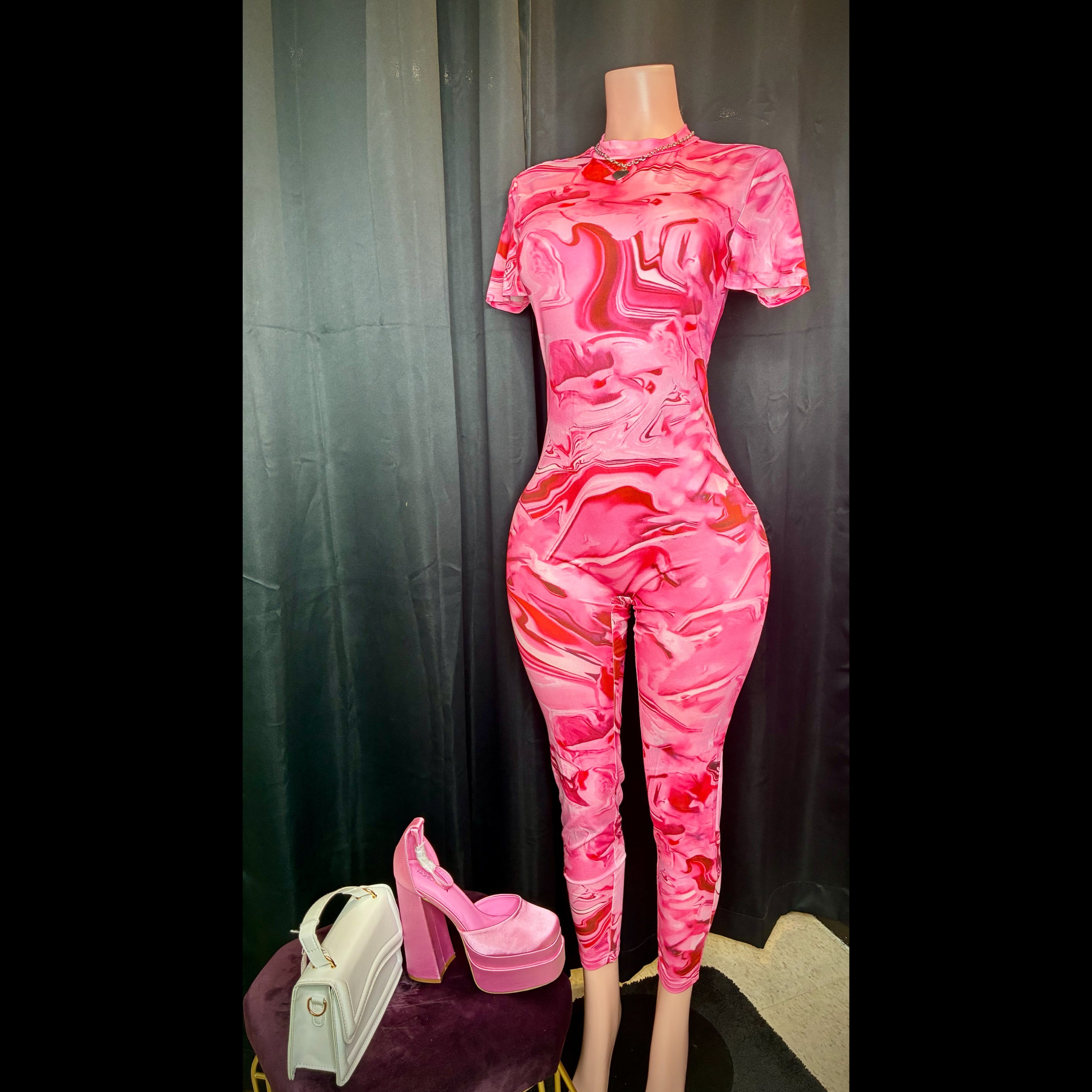 “Strawberries n’ Crème”