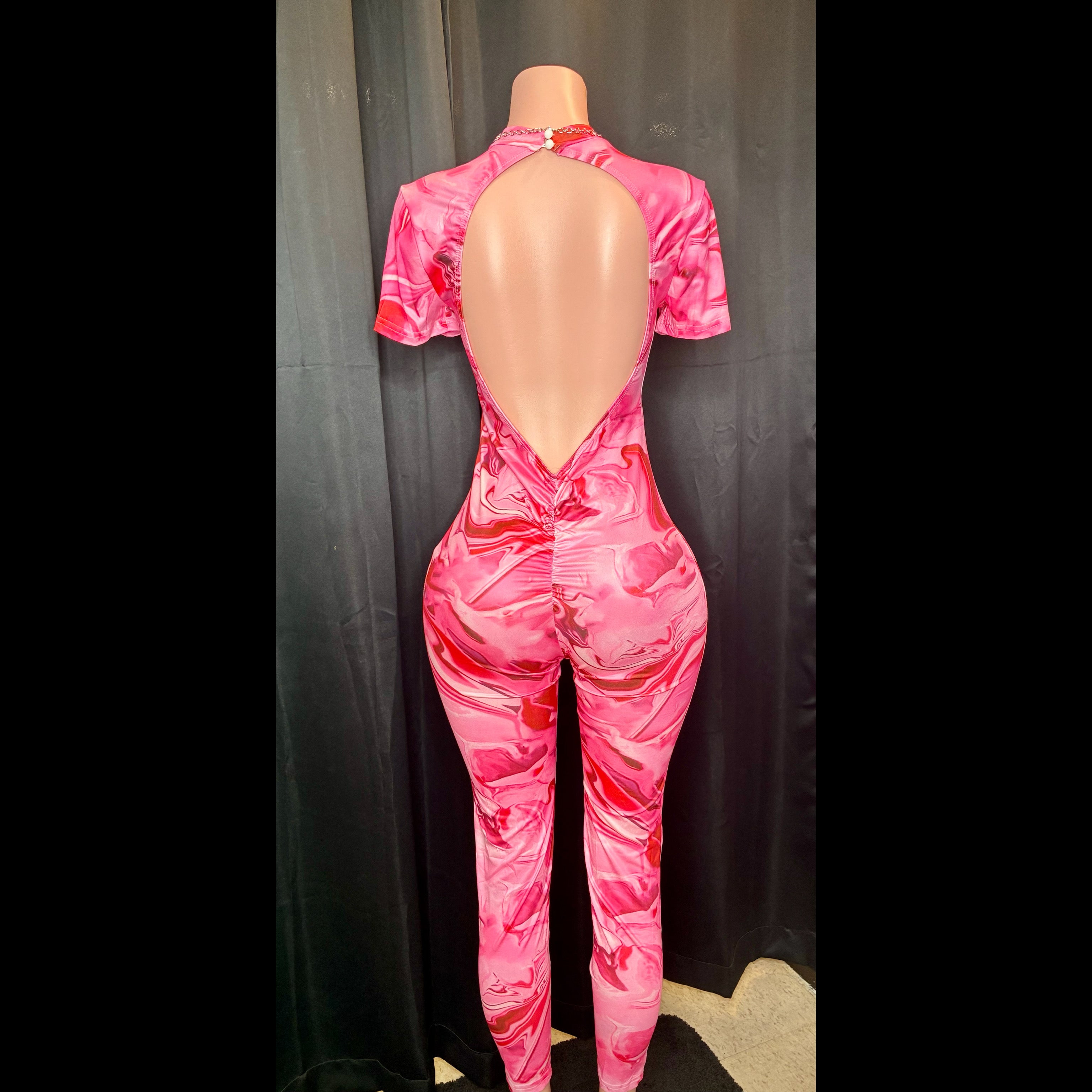 “Strawberries n’ Crème”