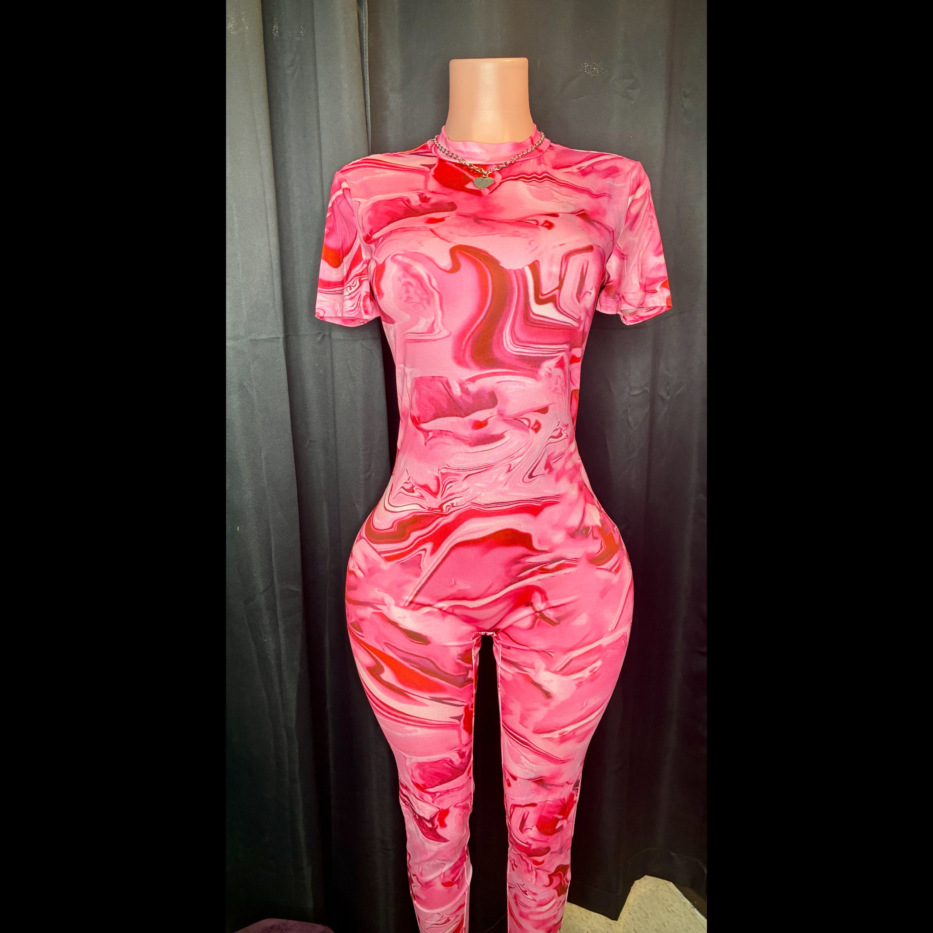 “Strawberries n’ Crème”